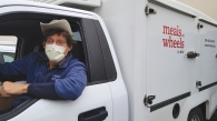 George-mask in truck